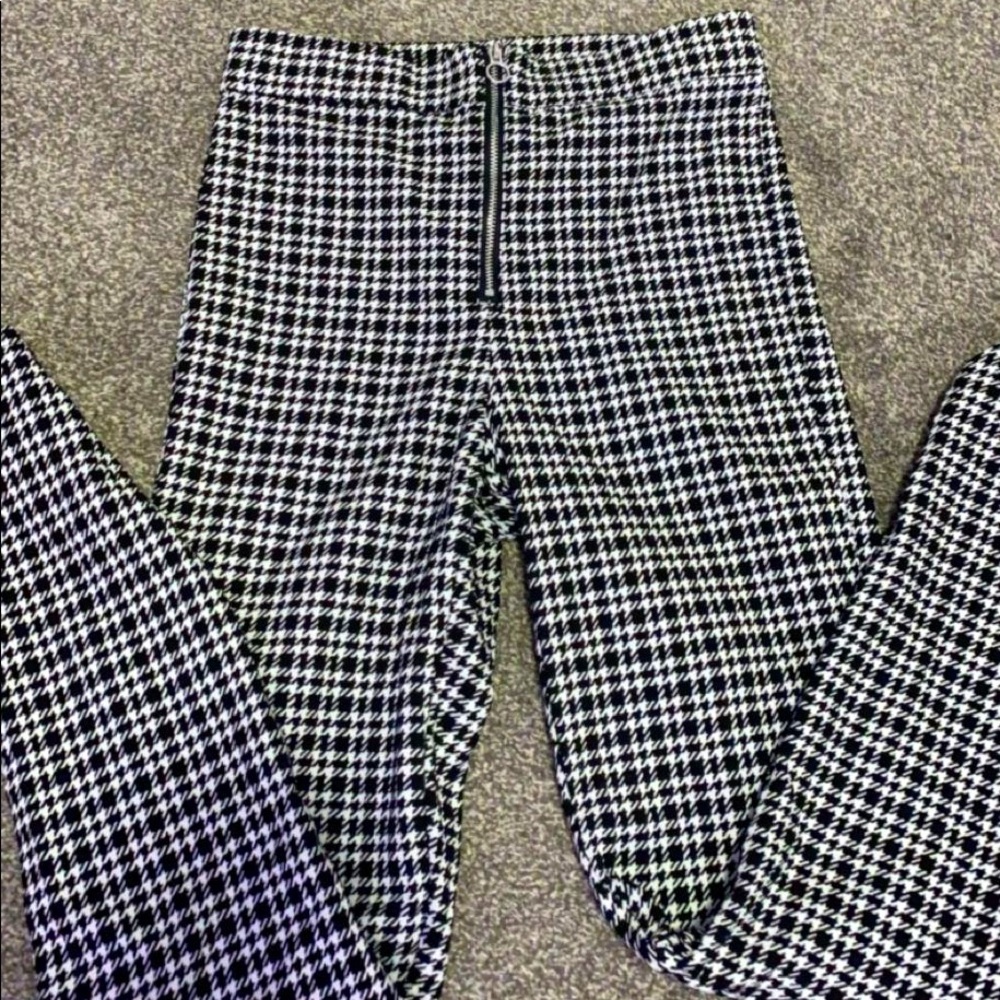 Garage Checker Styled Zipper Pant